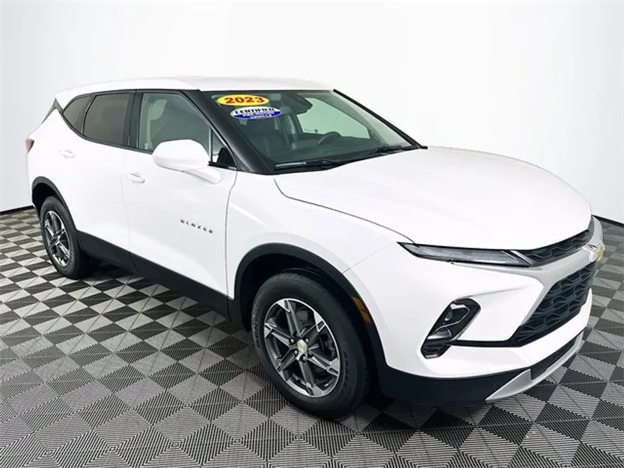 2023 Chevrolet Blazer 2LT photo 1