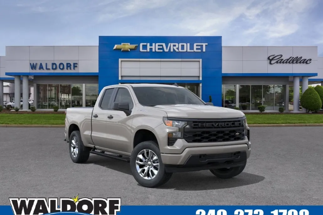 2026 Chevrolet Silverado 1500 Custom photo 1