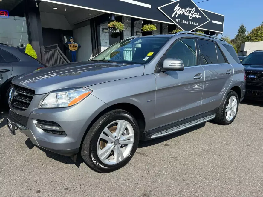 2012 Mercedes Benz ML 350 4MATIC photo 1