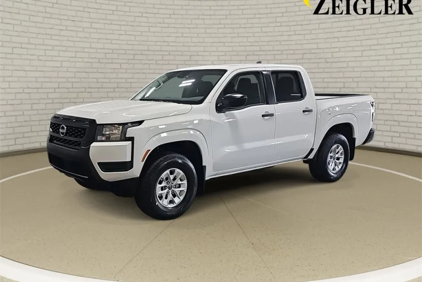 2025 Nissan Frontier S photo 1