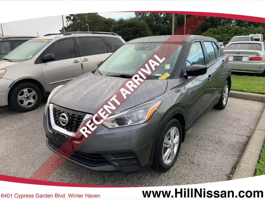 2020 Nissan Kicks S photo 1
