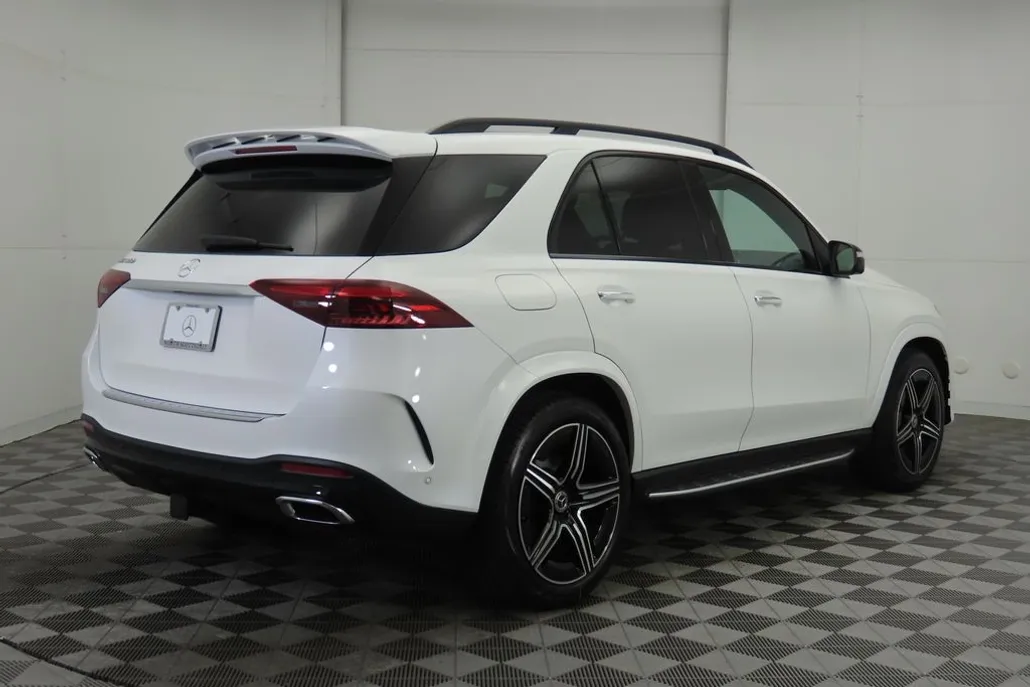 2025 Mercedes Benz GLE 350 4MATIC photo 1