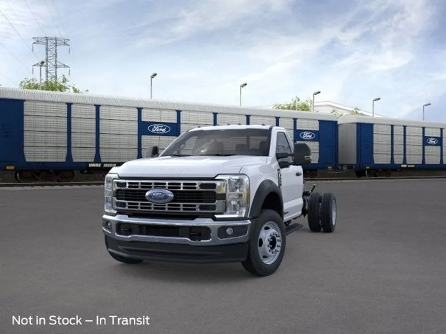 2026 Ford F-550 photo 1