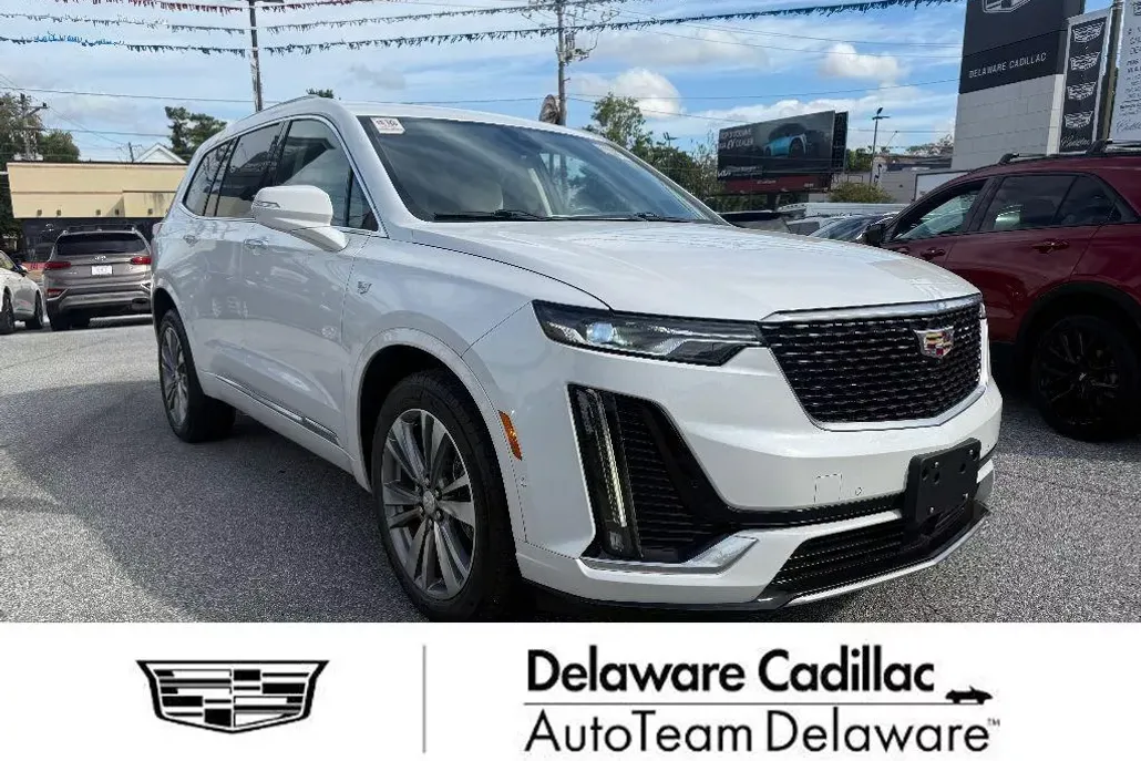 2022 Cadillac XT6 Premium Luxury photo 1