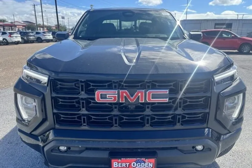 2025 Gmc Canyon Elevation photo 1