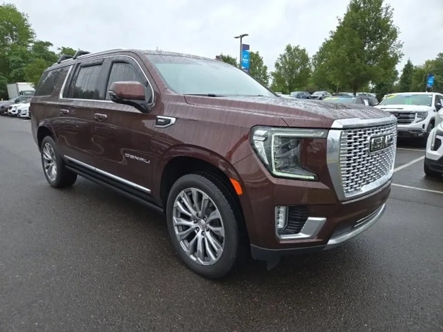 2023 Gmc Yukon XL Denali photo 1