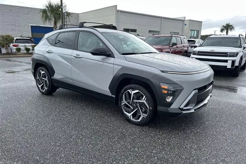 2026 Hyundai Kona SEL photo 1