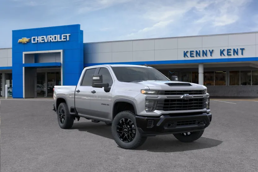 2026 Chevrolet Silverado 2500HD Custom photo 1