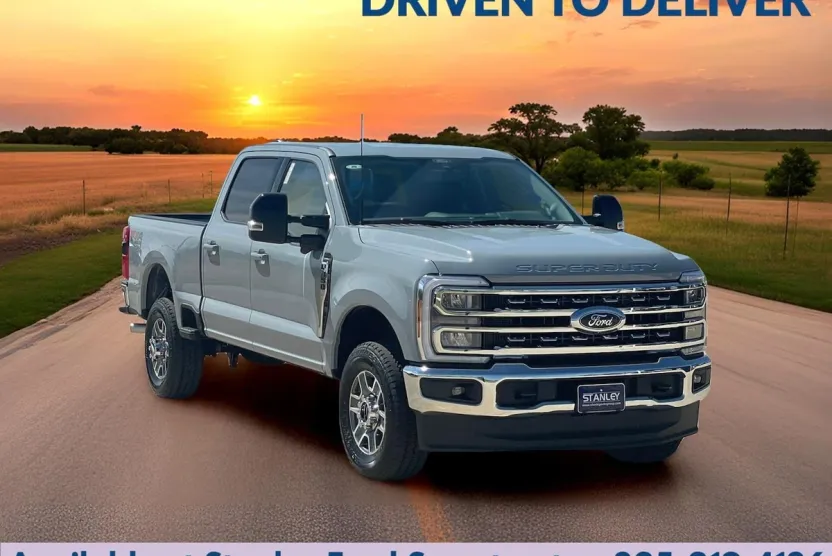2026 Ford F-350 Lariat photo 1