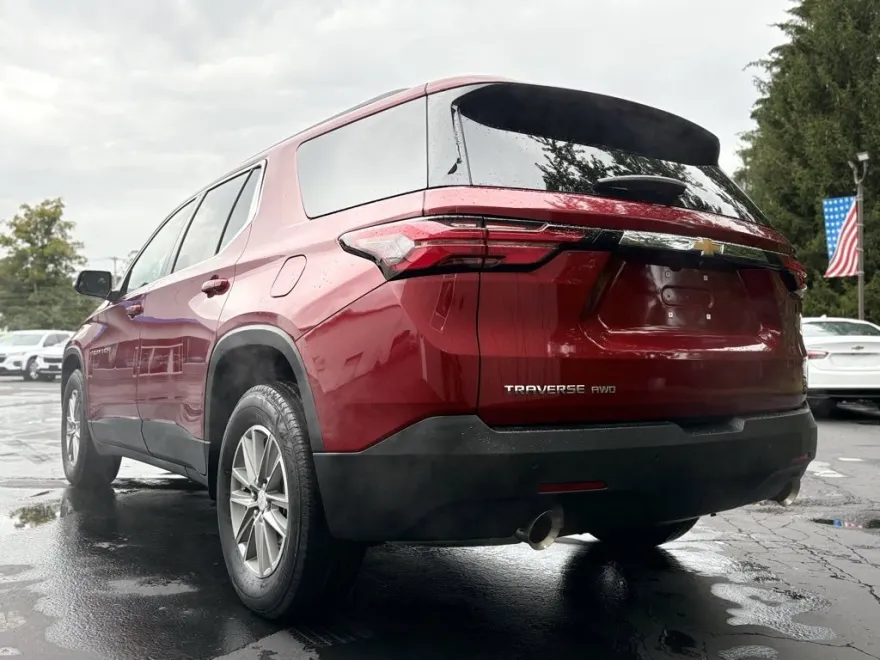 2023 Chevrolet Traverse Cloth photo 1