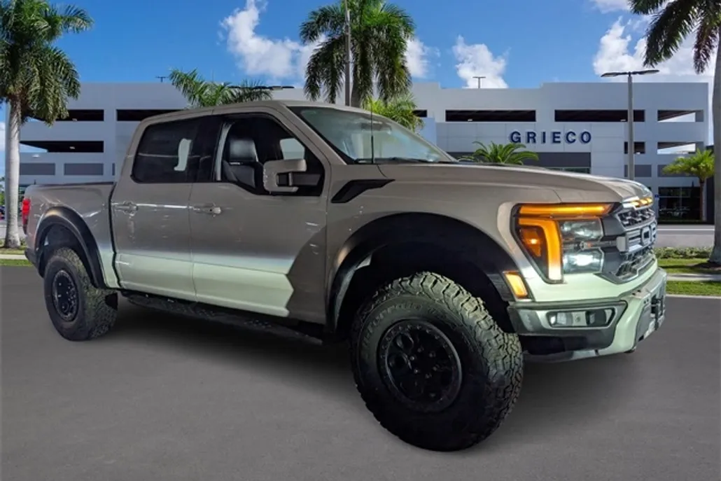 2025 Ford F-150 Raptor photo 1