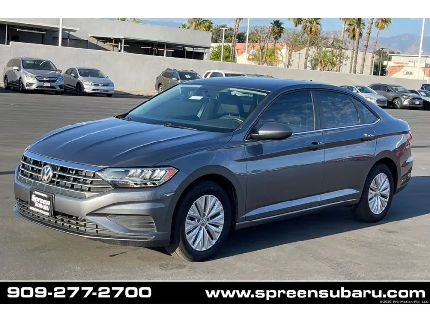 2020 Volkswagen Jetta SE photo 1