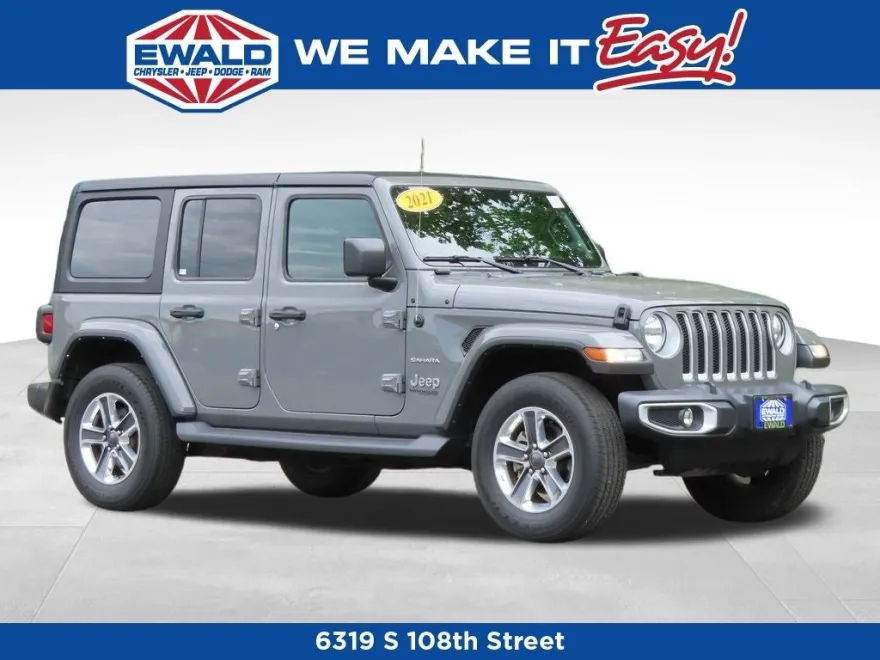 2021 Jeep Wrangler Unlimited Sahara photo 1
