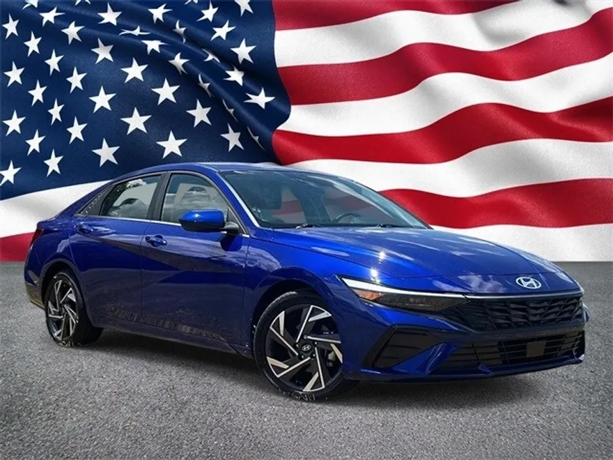 2024 Hyundai Elantra SEL Convenience photo 1