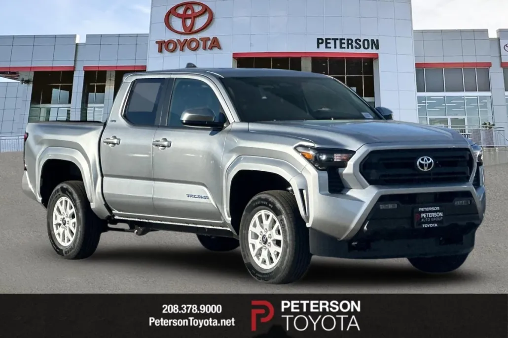 2025 Toyota Tacoma SR5 photo 1