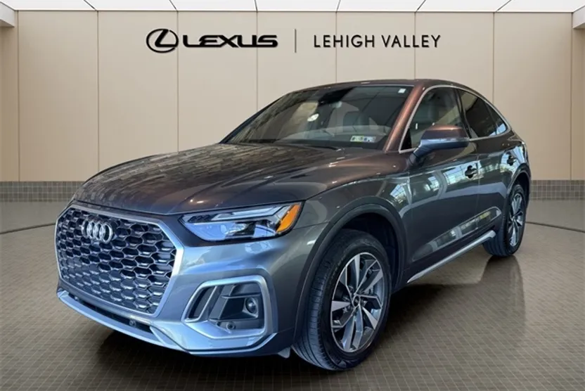 2022 Audi Q5 Sportback 45 S line Premium photo 1