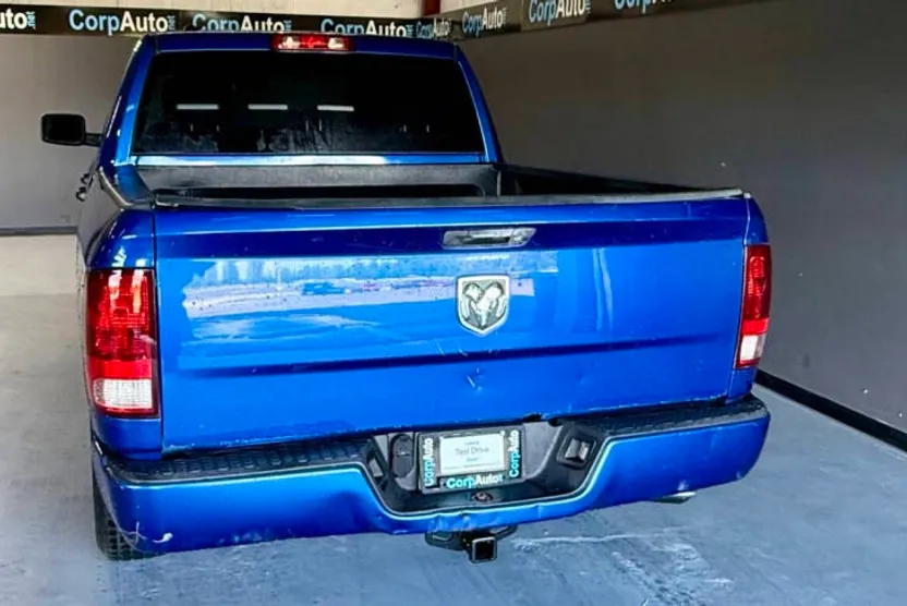 2017 Ram 1500 Tradesman photo 1