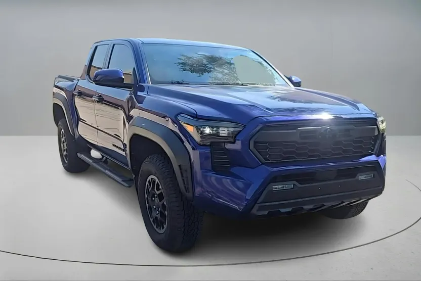 2024 Toyota Tacoma SR5 photo 1