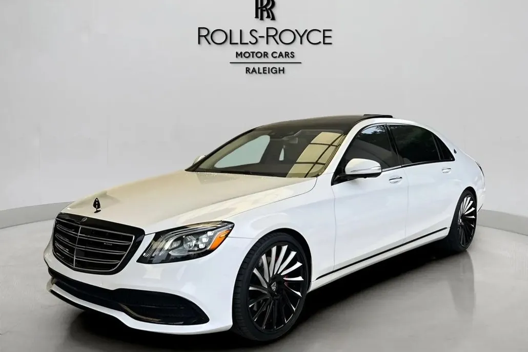 2018 Mercedes Benz S Maybach 560 4MATIC photo 1