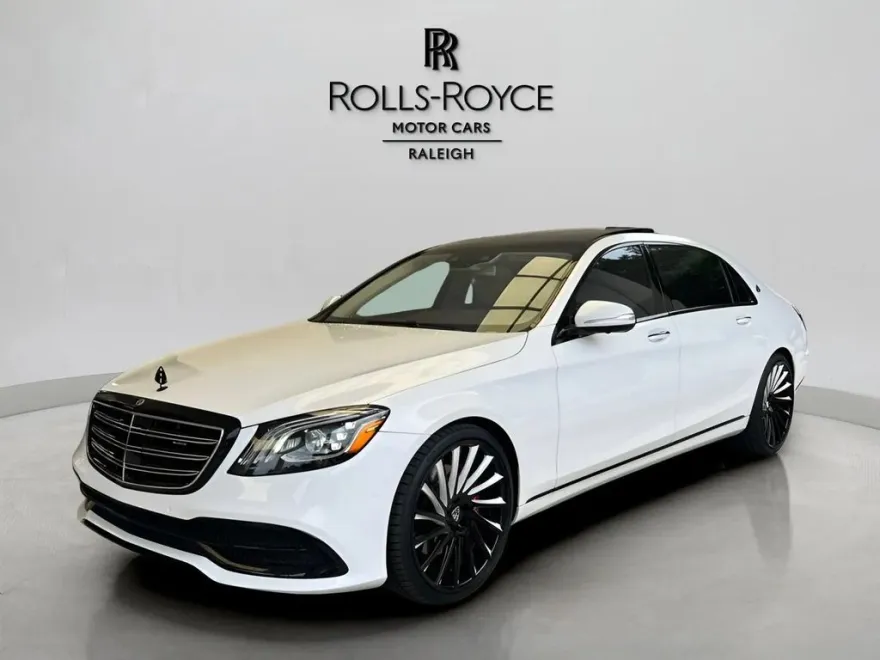 2018 Mercedes Benz S Maybach 560 4MATIC photo 1