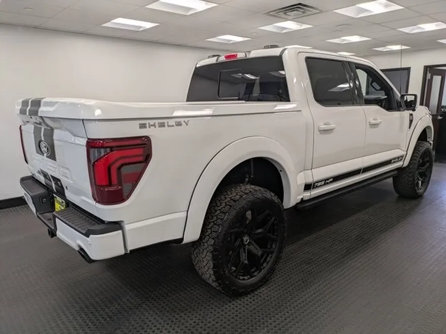 2024 Ford F-150 Lariat photo 4