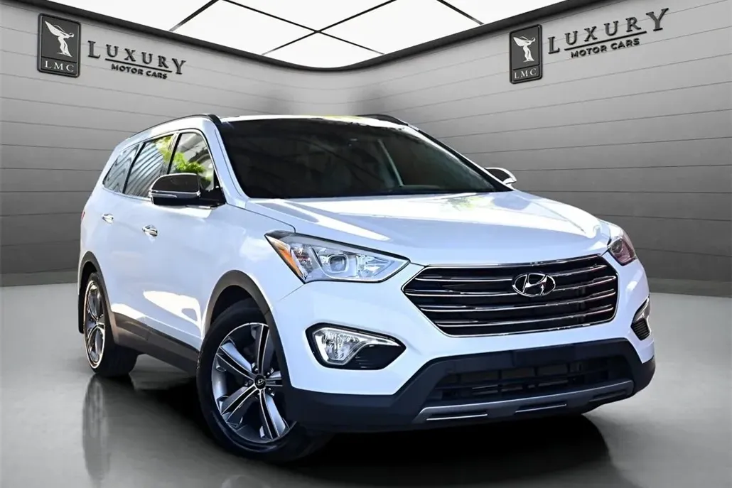 2016 Hyundai Santa Fe Limited photo 1