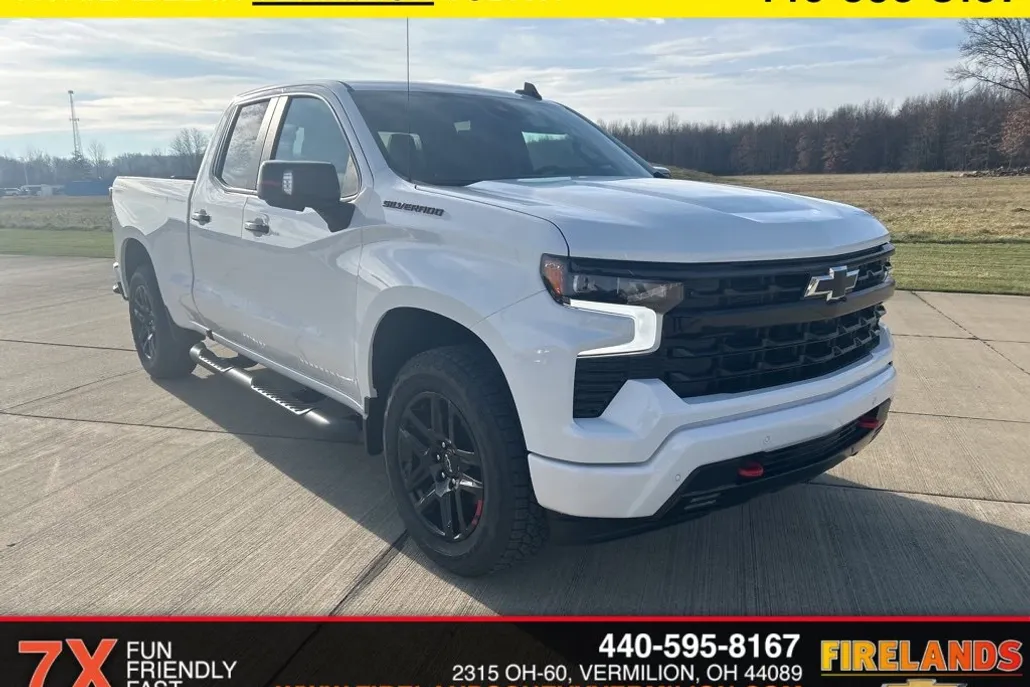 2025 Chevrolet Silverado 1500 RST photo 1