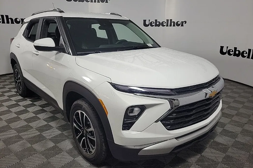 2026 Chevrolet Trailblazer LT photo 1