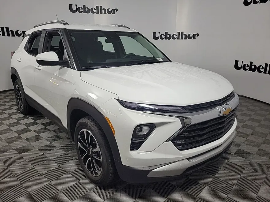 2026 Chevrolet Trailblazer LT photo 1