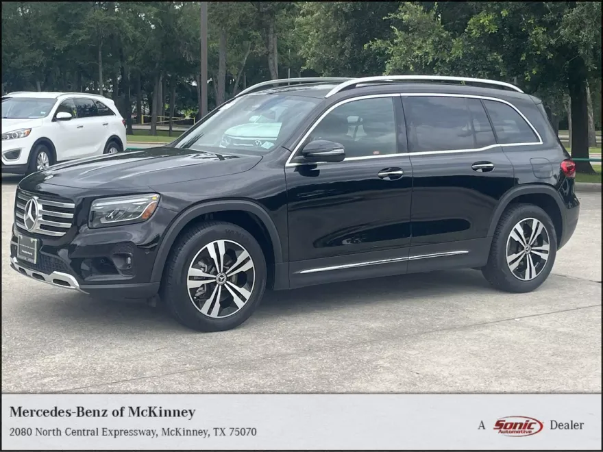2024 Mercedes Benz GLB 250 photo 1