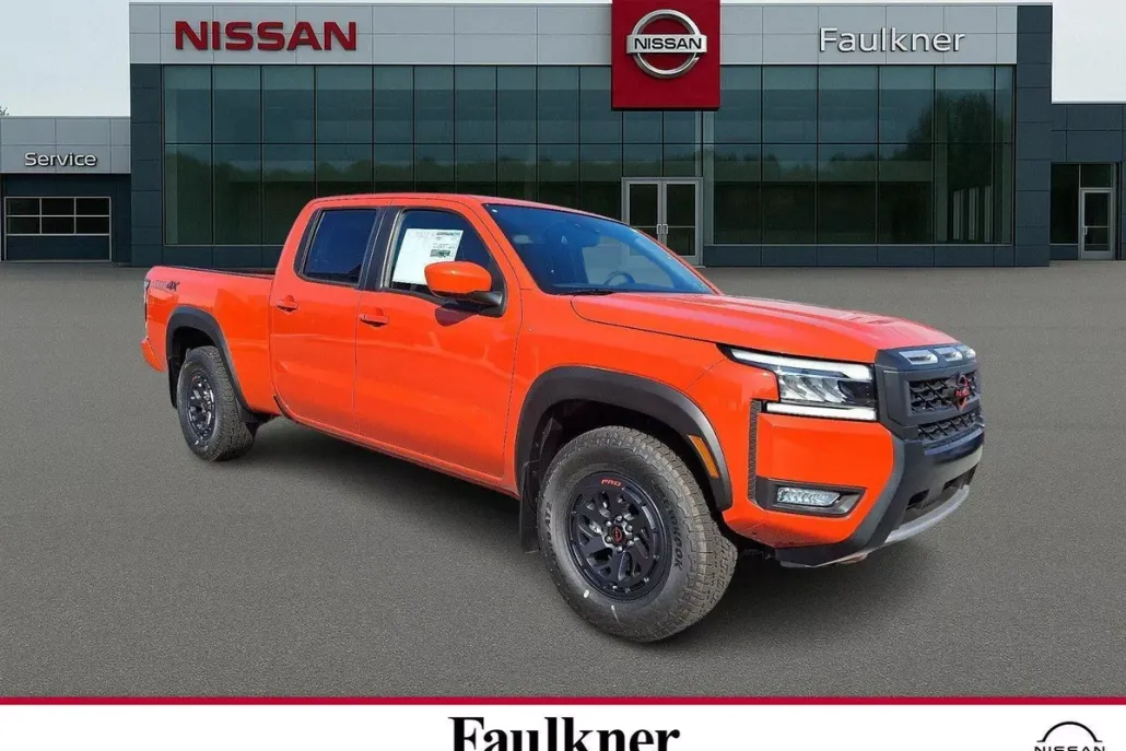 2025 Nissan Frontier Crew Cab PRO-4X photo 1