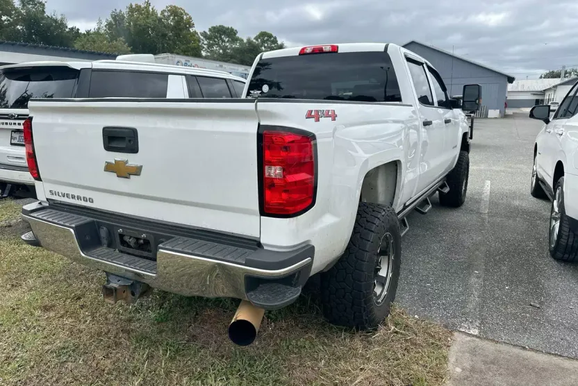 2018 Chevrolet Silverado 2500HD photo 1