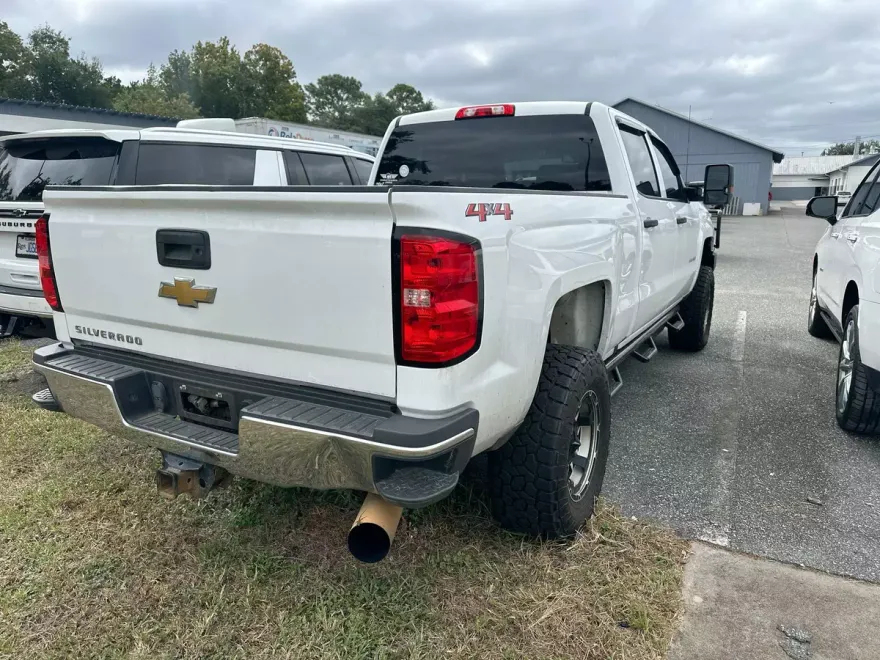 2018 Chevrolet Silverado 2500HD photo 1