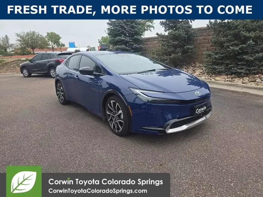 2025 Toyota Prius Plug-in Hybrid XSE photo 1