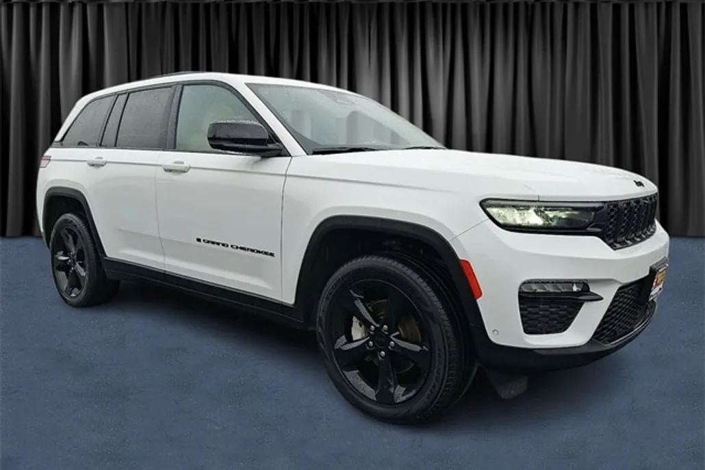 2024 Jeep Grand Cherokee Limited photo 1