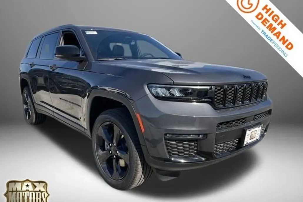 2025 Jeep Grand Cherokee Limited photo 1