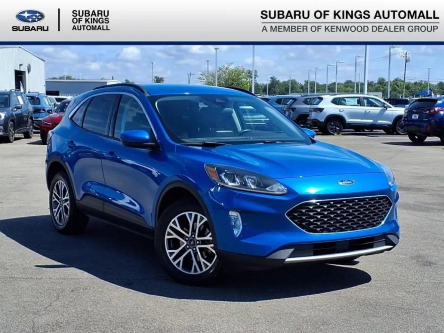 2021 Ford Escape SEL photo 1