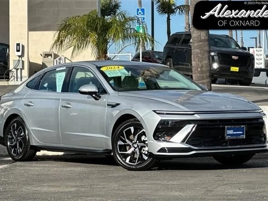 2024 Hyundai Sonata SEL photo 1