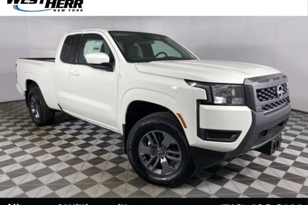 2025 Nissan Frontier SV photo 1