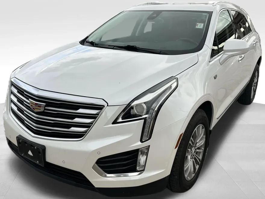 2018 Cadillac XT5 Luxury photo 1