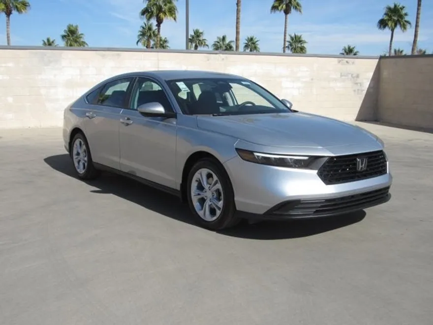 2025 Honda Accord LX photo 1