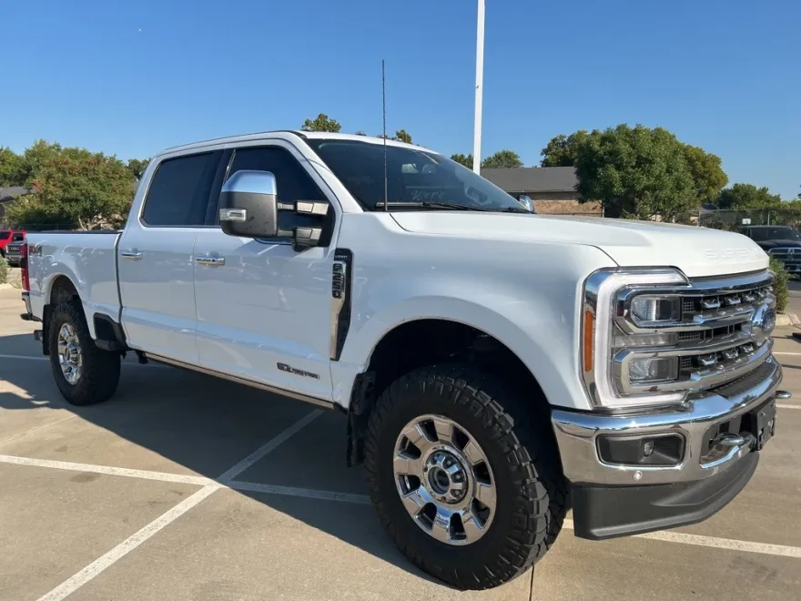 2023 Ford F-250 photo 1