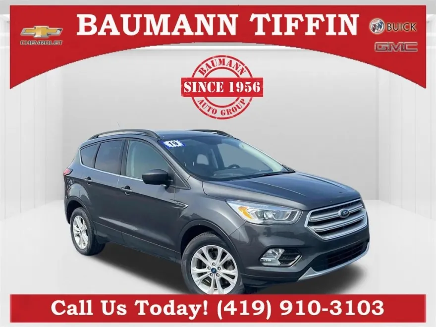 2019 Ford Escape SEL photo 1