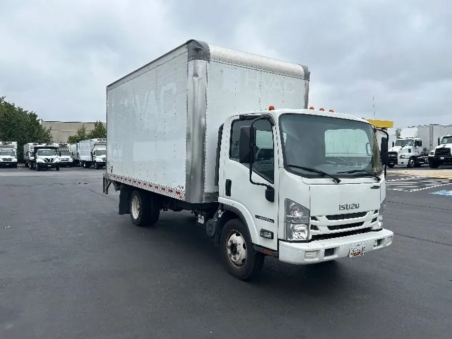 2020 Isuzu NPR photo 1