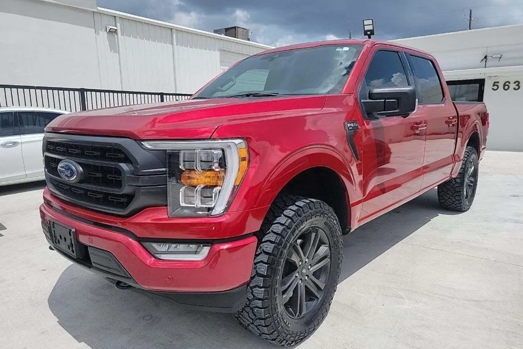 2022 Ford F-150 XLT photo 1