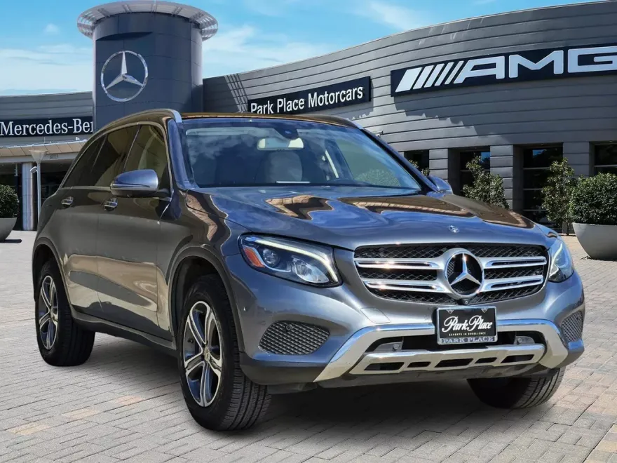 2018 Mercedes Benz GLC 300 photo 1
