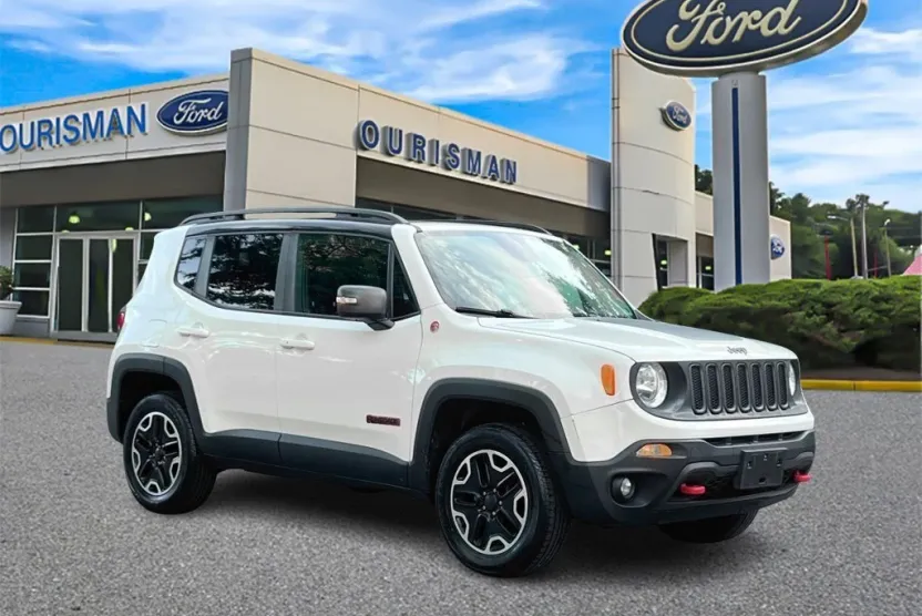 2017 Jeep Renegade Trailhawk photo 1