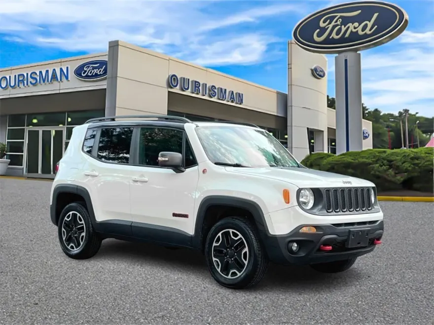 2017 Jeep Renegade Trailhawk photo 1