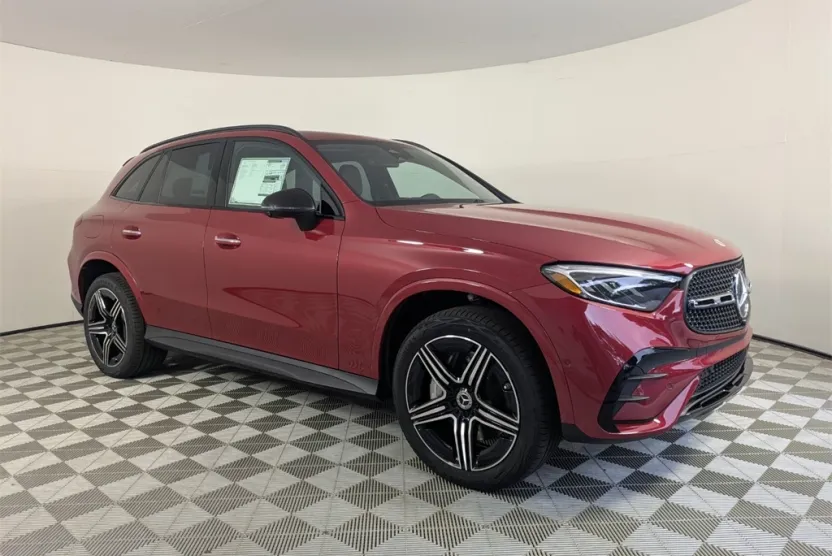 2026 Mercedes Benz GLC 300 photo 1