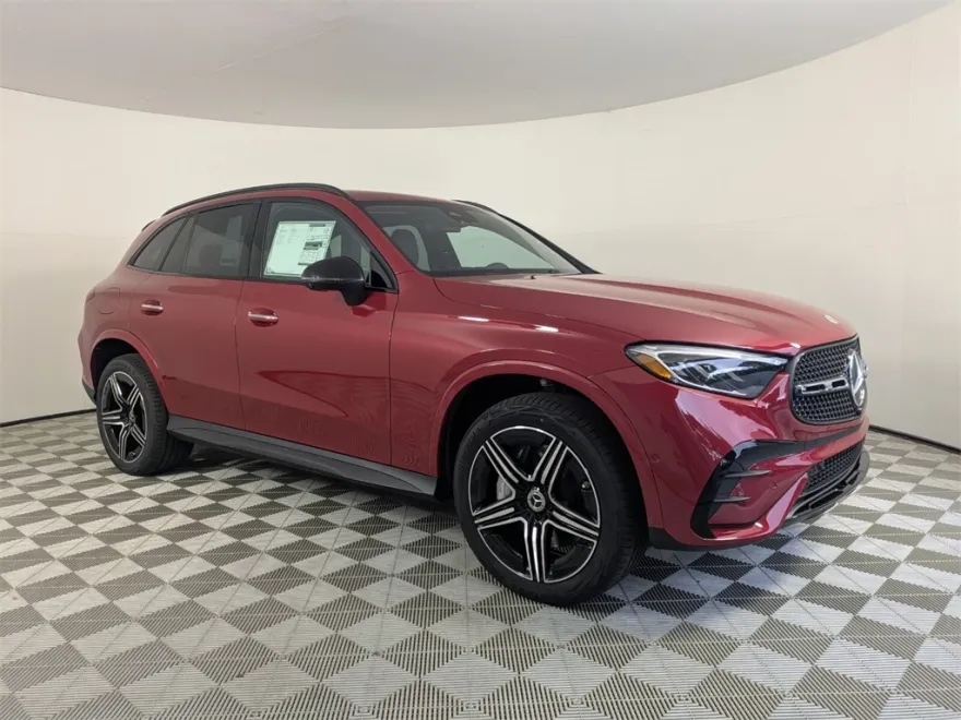 2026 Mercedes Benz GLC 300 photo 1